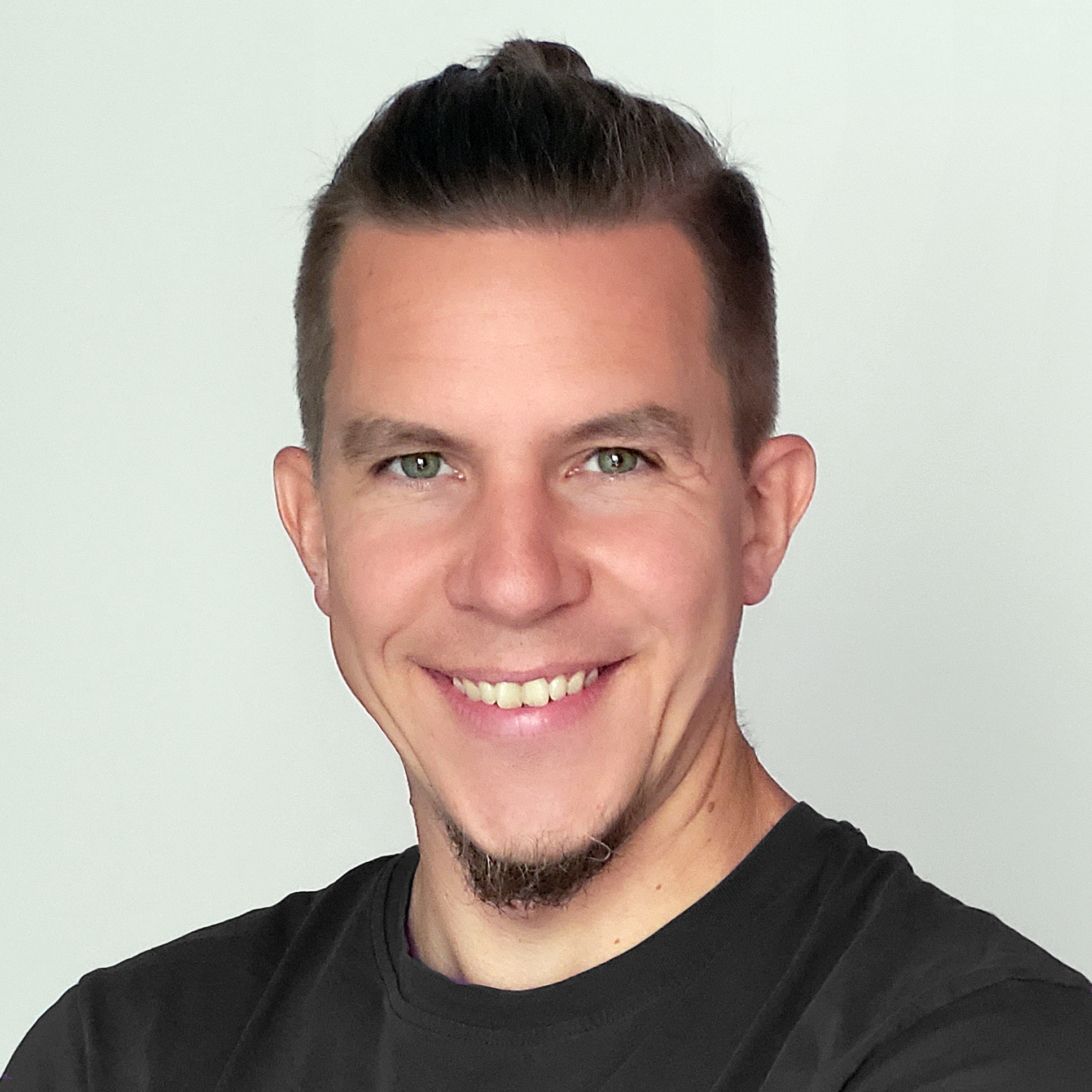 Portrait Bastian Bak